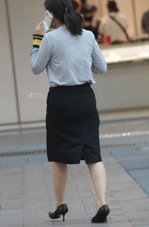 街拍高跟职业装