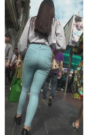 极品高腰牛仔紧身裤美女