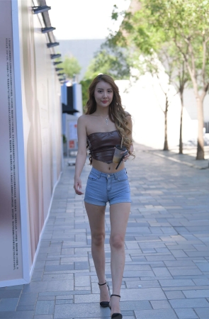 一只麋鹿摄影作品 友情之上