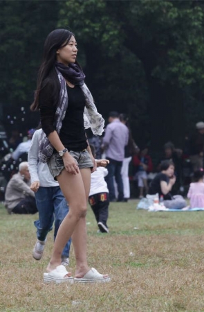 No1404 漂亮少妇的一双玲珑玉足