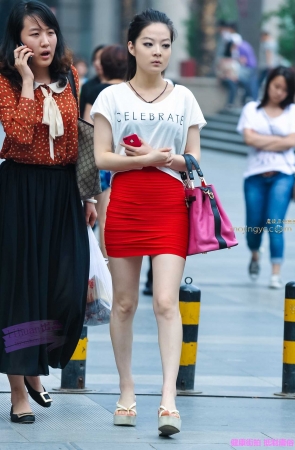 李欢原创——–红色裹身裙（13P）