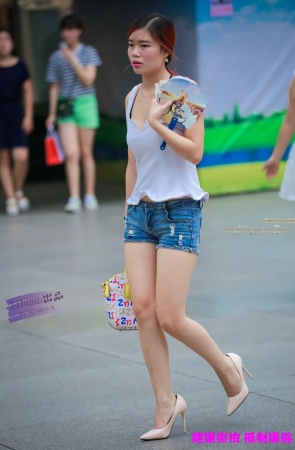 李欢原创——–短裤，丰腴（10P）