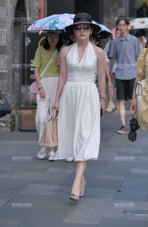 性感而优雅的美**