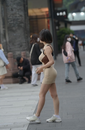 包股群美女 211008-10