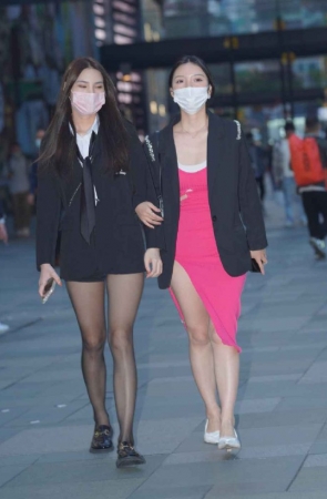 精选街拍作品 NO.1740 气质丝袜包臀[140P/198MB]