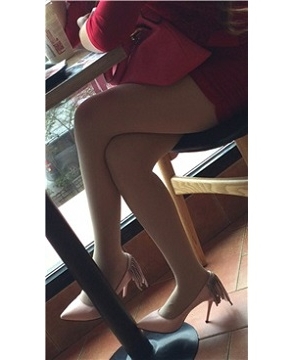 极品诱人高跟丝足连衣裙美女