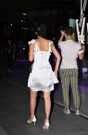 深圳时装周—白裙白色高跟鞋