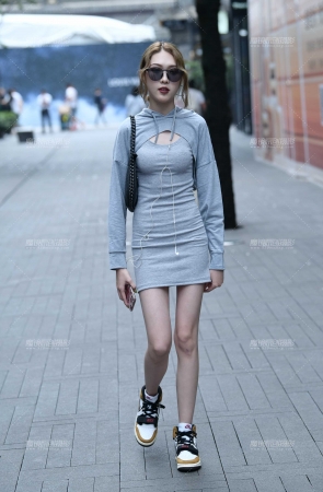包臀裙美女