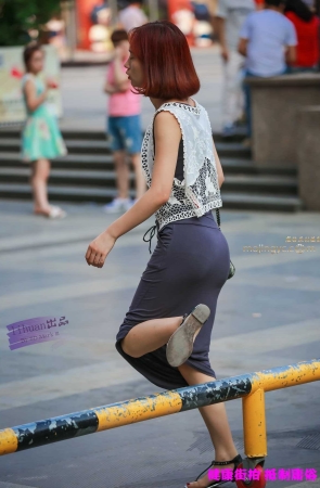 李欢原创——–短裙，美女（16P）