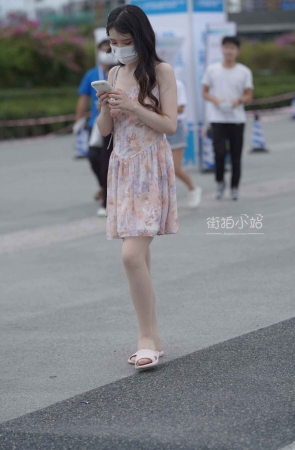 给人一种清清爽爽的感觉~