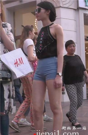 极品高腰牛仔热裤美臀性感墨镜女孩 [3.44 GB]