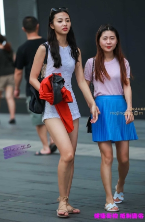 李欢原创——–短裤，美女（18P）