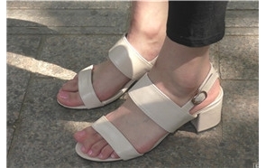 4k-超级干净的粉色美甲