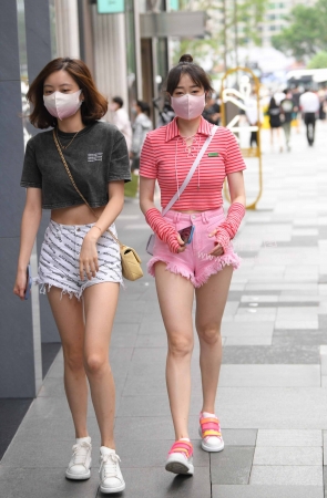 22611-29+45粉色热裤 11P