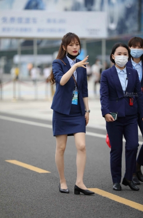 销shou经理肉 丝美tui上班去了