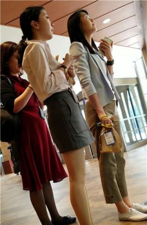 4k超清，街拍极品大长腿高跟鞋气质漂亮美女