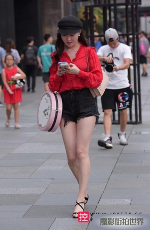 热裤美女3A2960[644M]