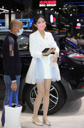 媲美模特的汽车销shou肉 丝美tui