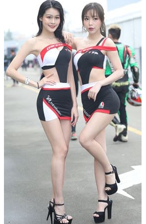 长腿美模【套图+视频】