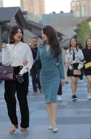凯恩街拍作品 – 美少妇该有的韵味