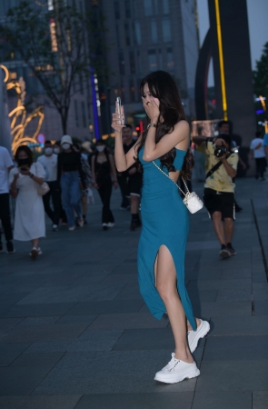 苗条淑女，君子好逑