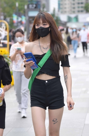 火辣辣的辣妹  .230923-7-49 15P