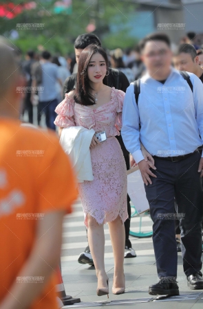男人要努力到哪种地步 才能有他这样的福气
