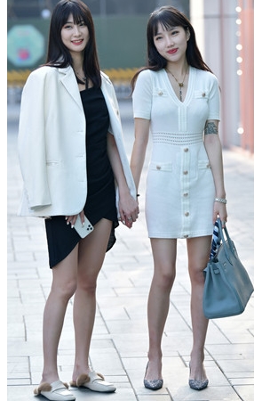 两个漂亮的妹子(29P)[498M/JPG]