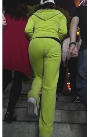 喜欢听歌的气质美女二[2G/MP4]