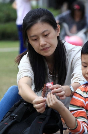 No216 长发少妇干练的牛仔裤配肉丝