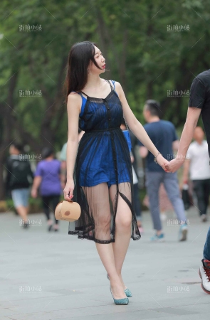 超气质高跟美女