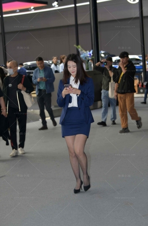 高跟制服嘿丝美女