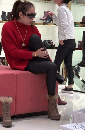 4K – 气质少妇试鞋 [1.48 GB/MP4]