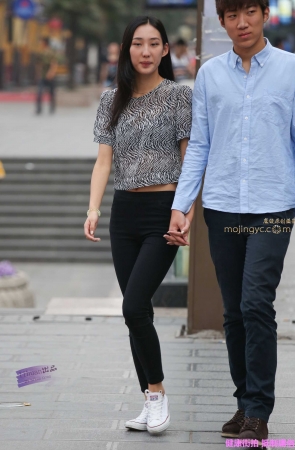 2016-05-11紧身白裤熟女15张