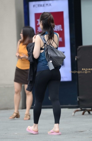 神摄手赛02 黑色紧身裤