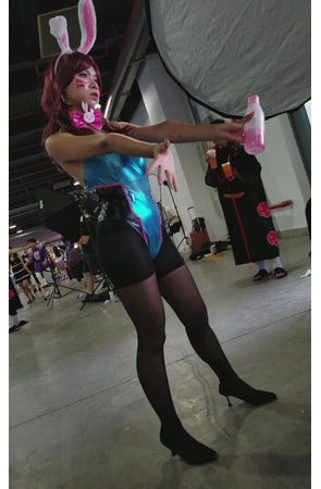 黑丝兔耳小姐姐