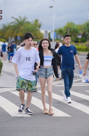 性感的热裤女友