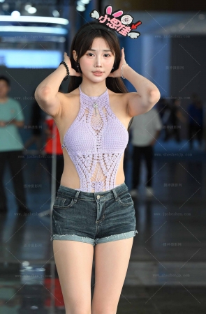 2592-16-187√大露背大白腿小思佳【套图➕视频