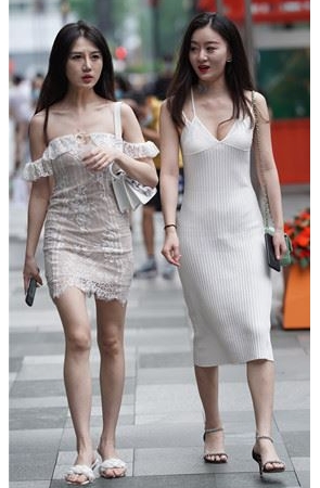 两个漂亮的小美女(96P)