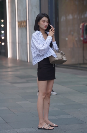 包臀裙美女