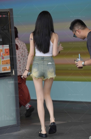 身材比例贼棒的姑凉/231209-2-32 14P