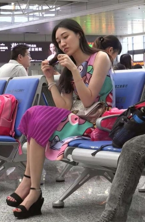 高铁候车室遇见近乎完美的目标