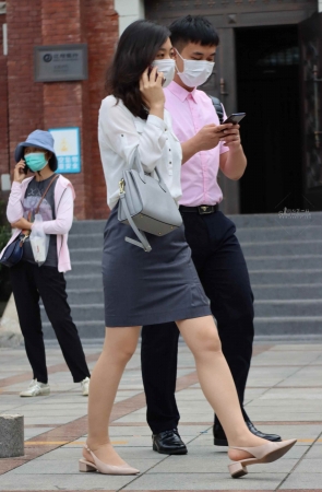 半空街拍高跟很风凉