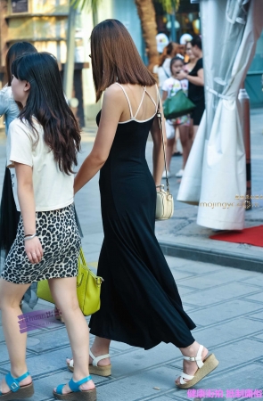 李欢原创——–黑色一步裙（13P）