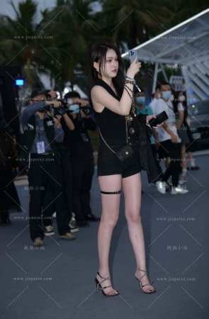 美腿热裤气质时尚美女  [22P]