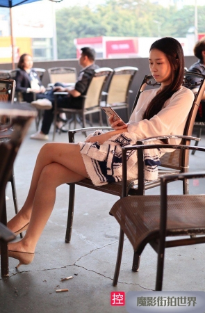 搭讪高跟素颜美女3A305[443M]