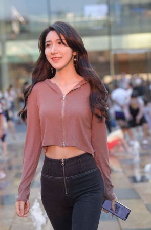 蜜桃紧牛小姐姐 [80P-1.50GB] 