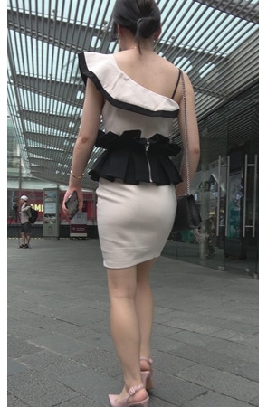 漂亮的包裙美女[1.66G/MP4]