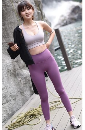 红色包臀美女(122P)