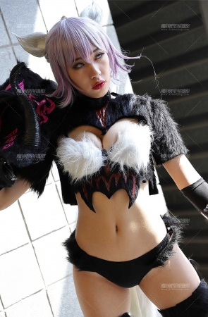 性感妖兽cosplay